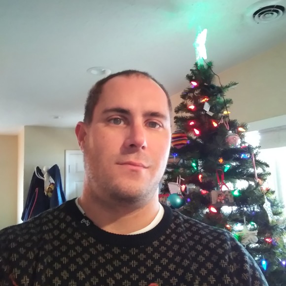 Meet your Posher, Carlos - Picture 1 of 1